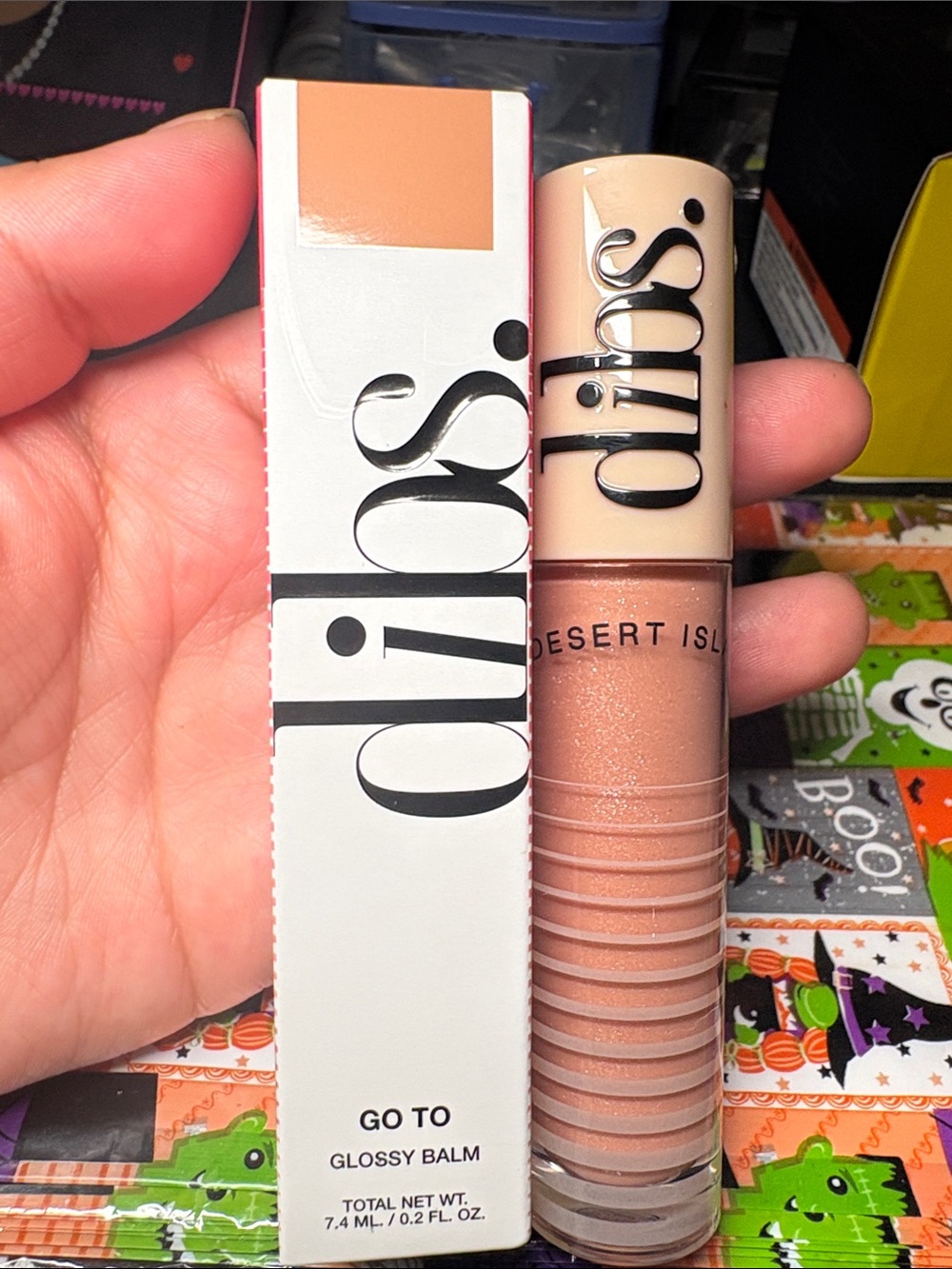 olis. Go To Glossy Balm Lip Gloss — Desert Isle Peach